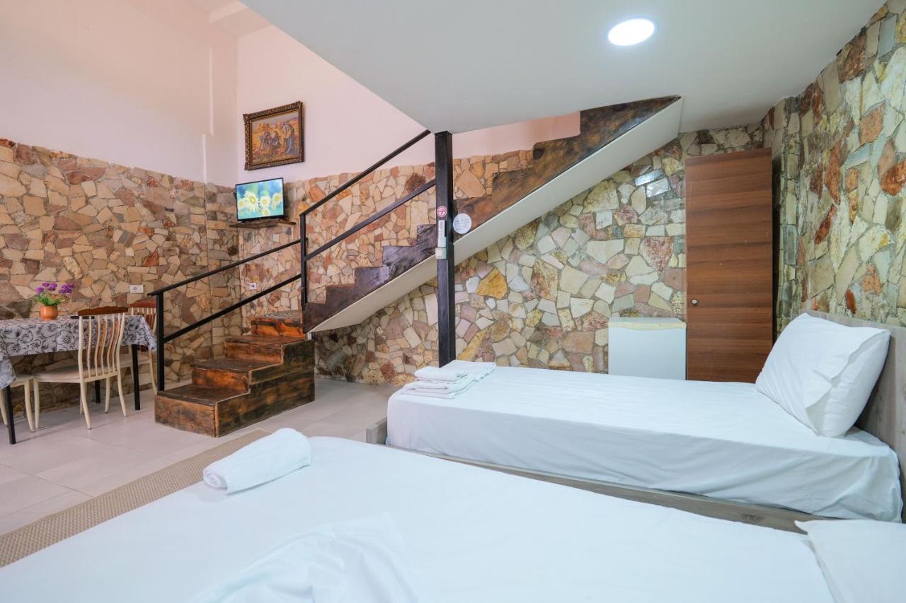 Garden Villa Lake Side & Glamping Ksamil Exterior foto