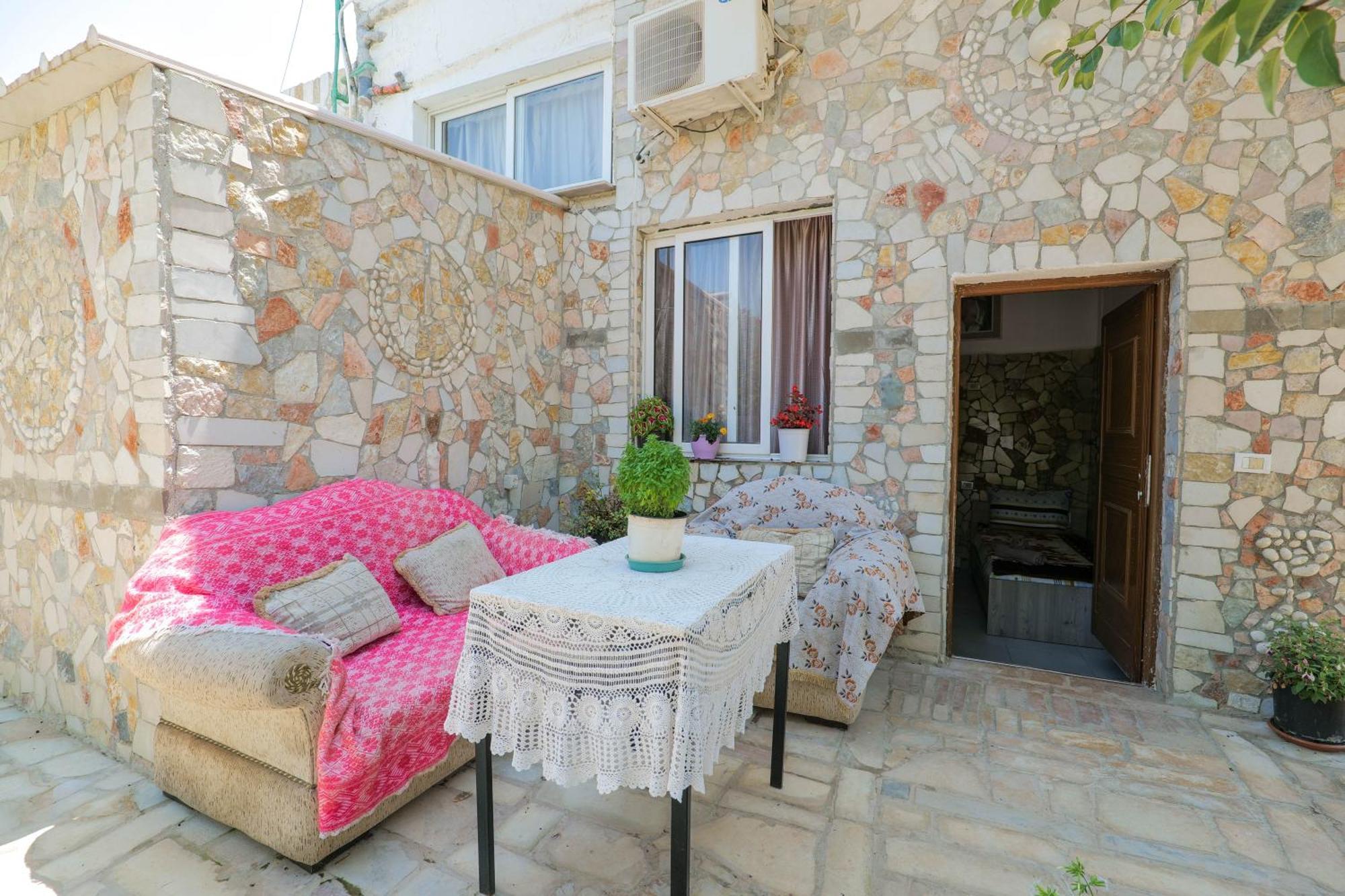 Garden Villa Lake Side & Glamping Ksamil Exterior foto