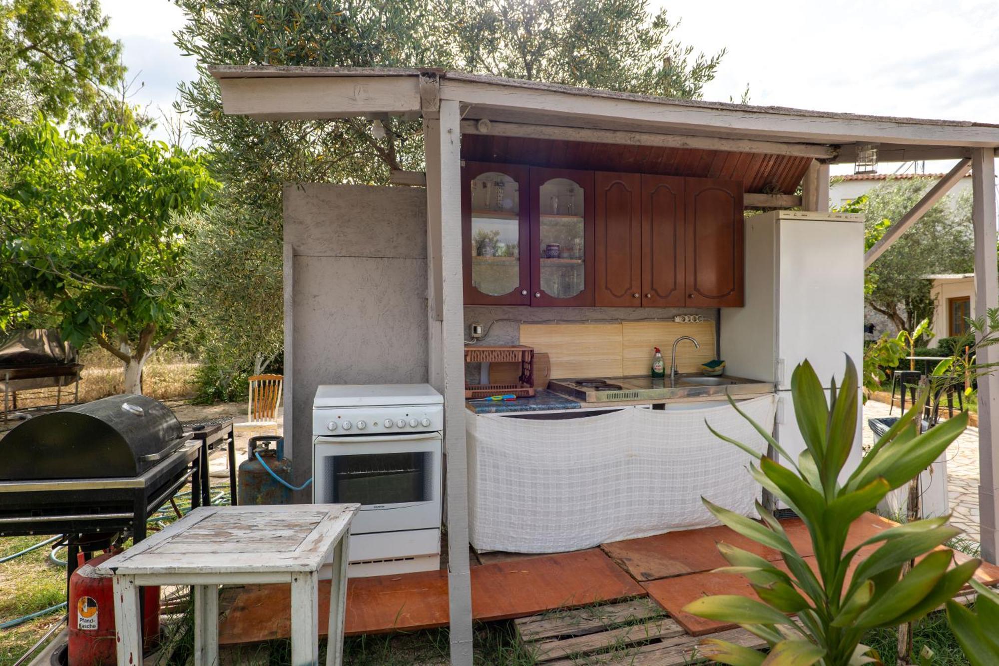 Garden Villa Lake Side & Glamping Ksamil Exterior foto