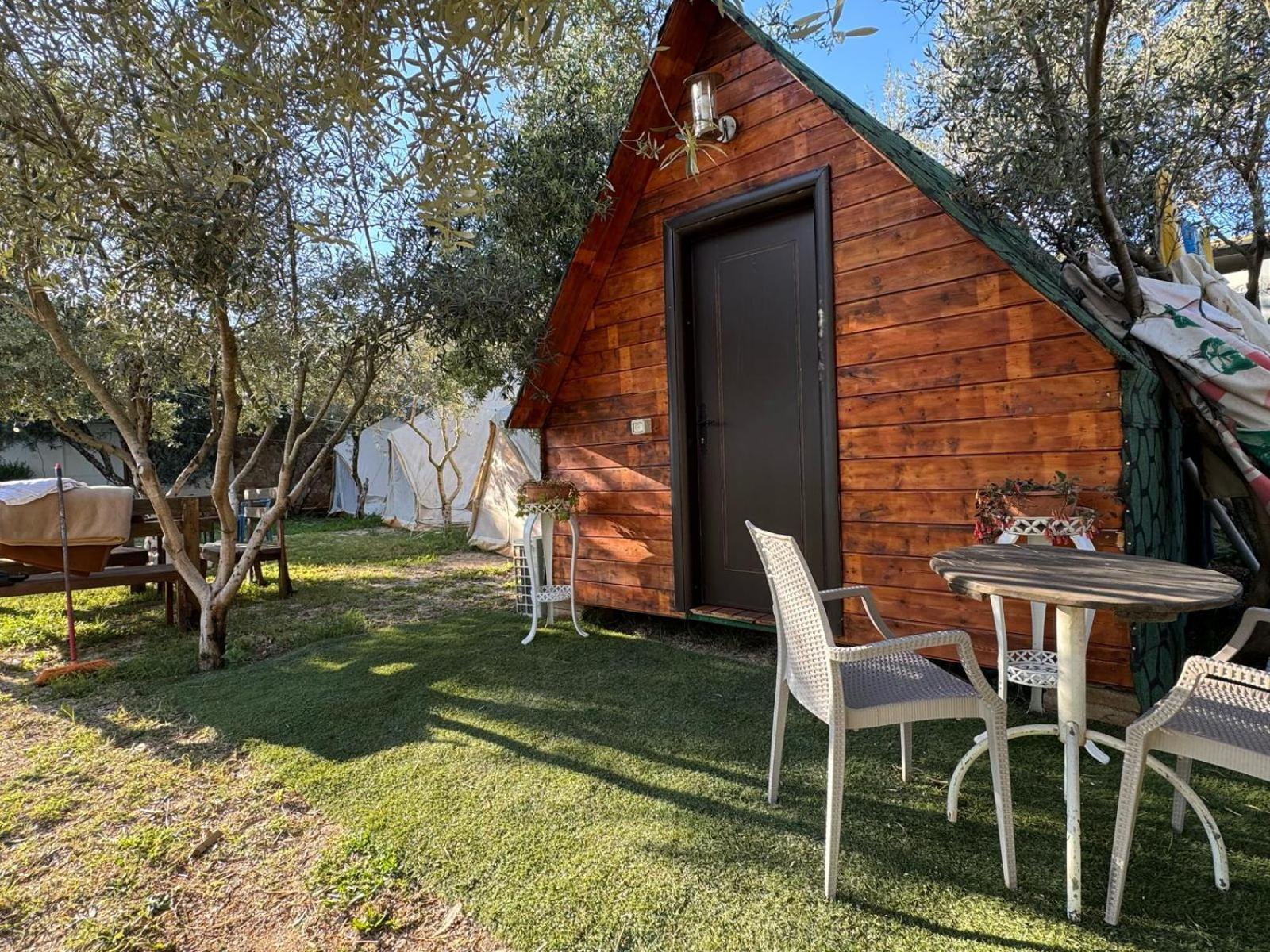 Garden Villa Lake Side & Glamping Ksamil Exterior foto